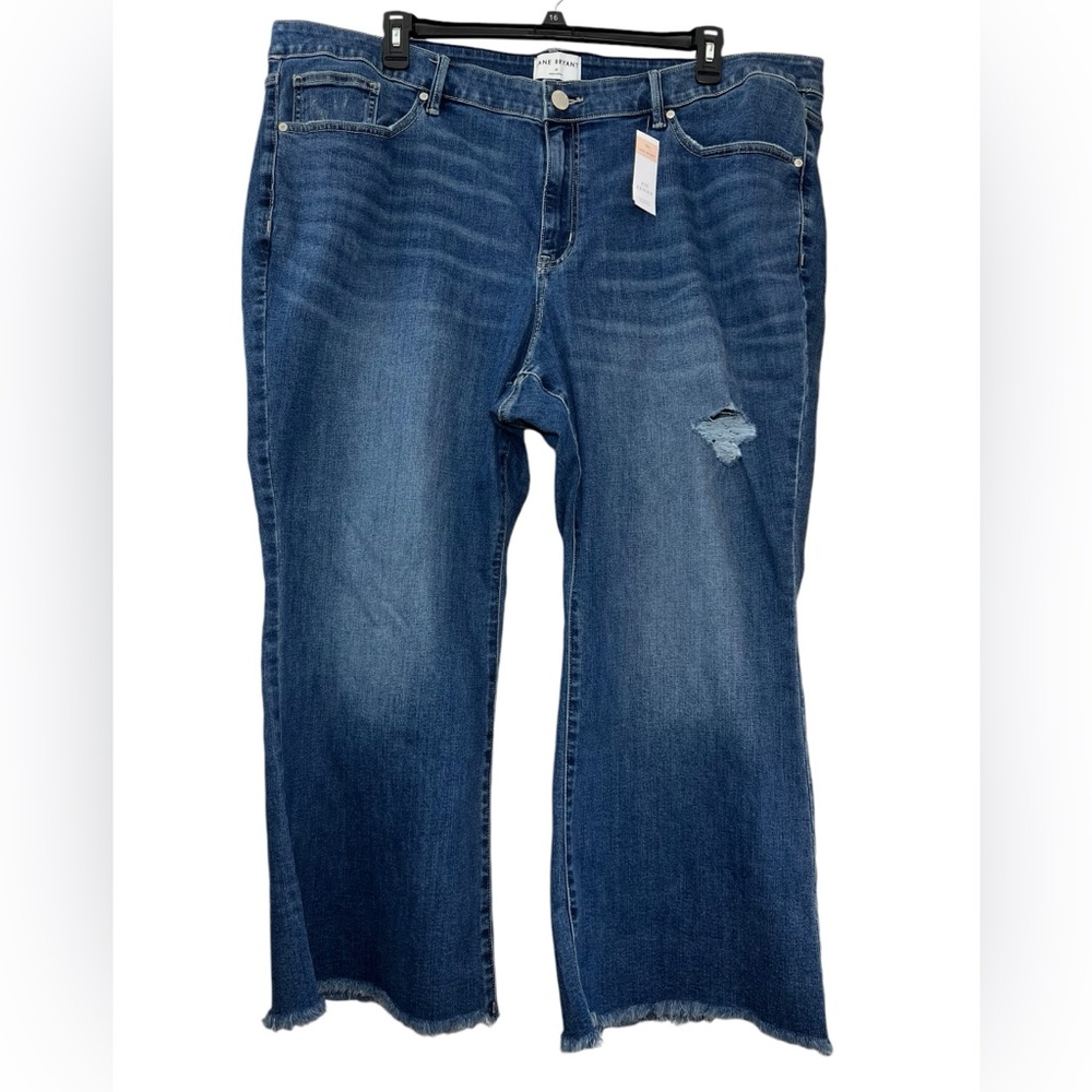 NWT Lane Bryant signature fit cropped flare mid rise blue jeans plus size 28